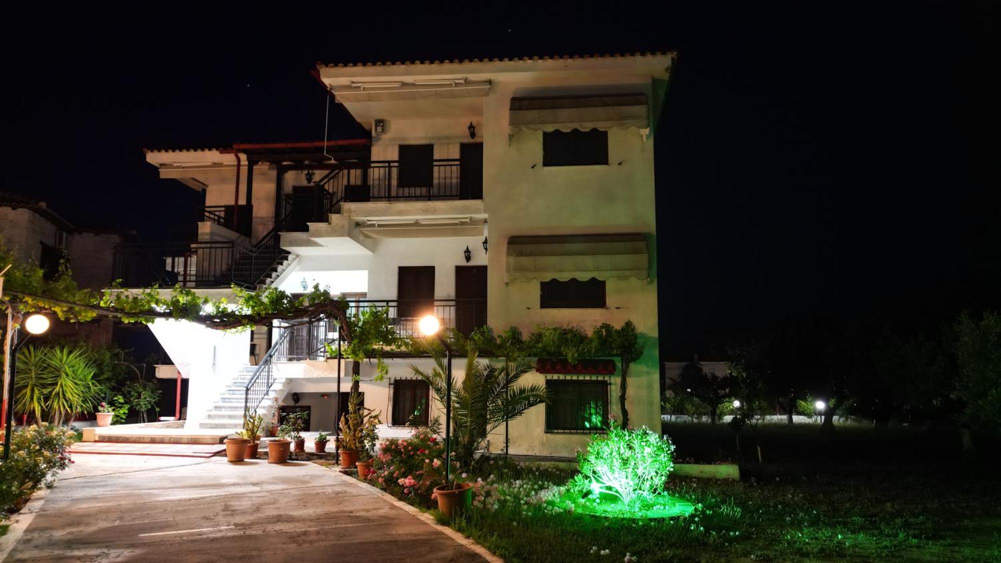 Studio Nastasia Afytos Exterior photo