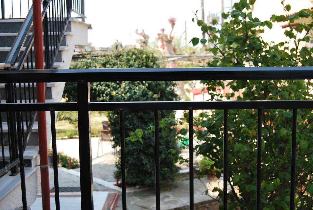 Studio Nastasia Afytos Exterior photo