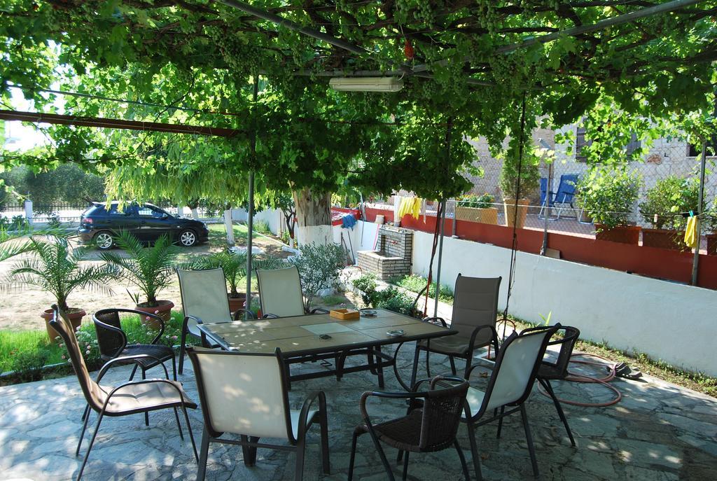 Studio Nastasia Afytos Exterior photo