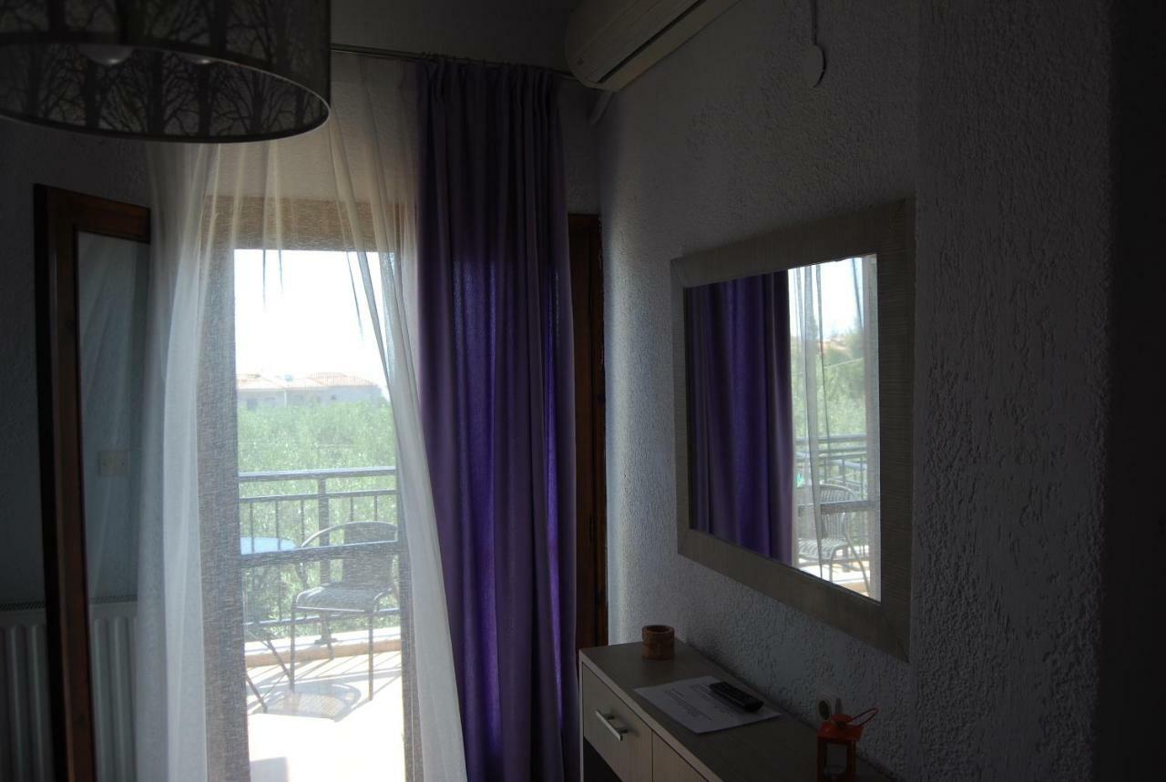 Studio Nastasia Afytos Exterior photo
