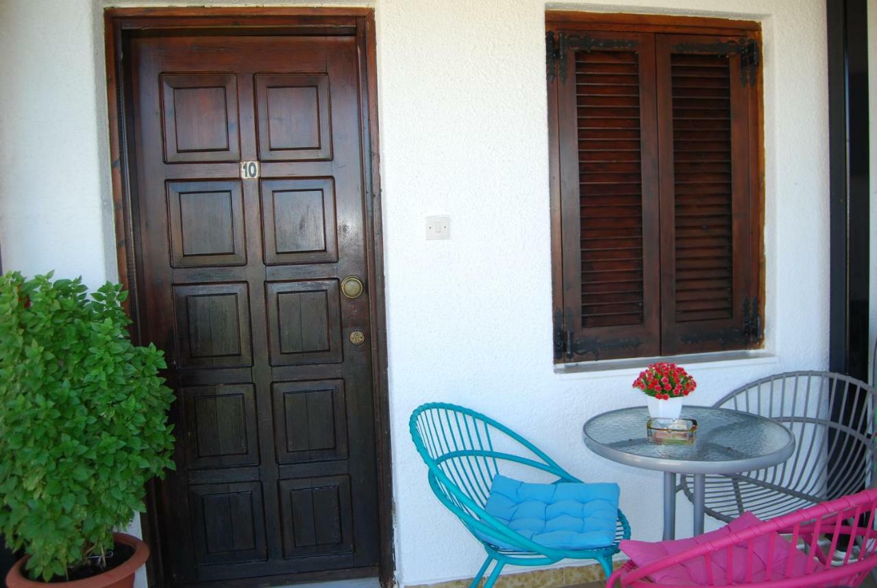 Studio Nastasia Afytos Exterior photo